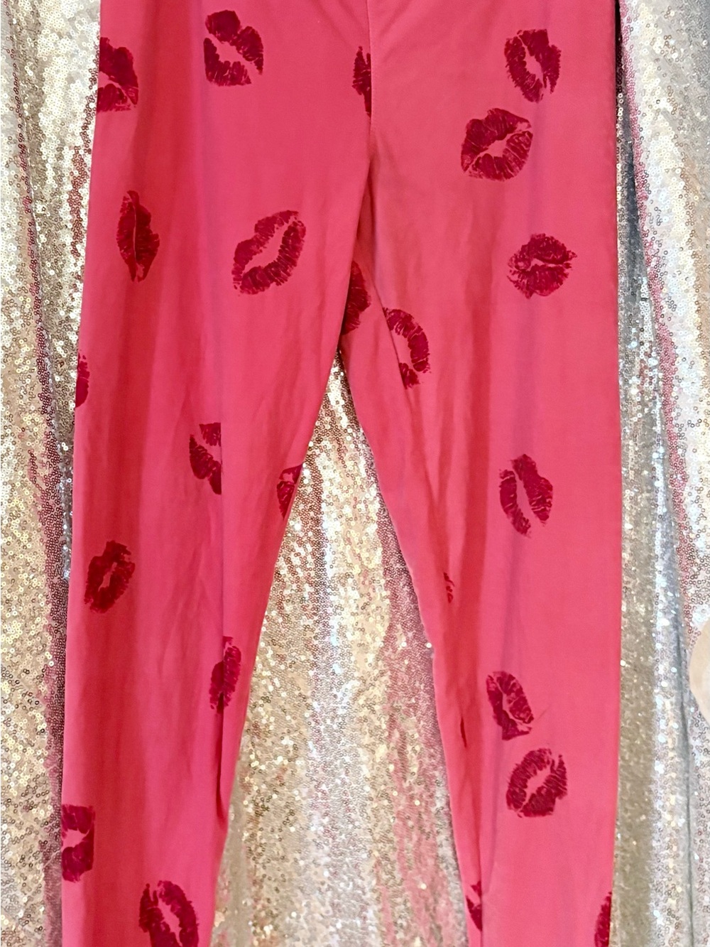LuLaRoe Pink Leggings with Berry Kiss Print